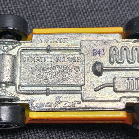 Hot Wheels 1:64 Loose Lot of 3 - Picture 16 of 16